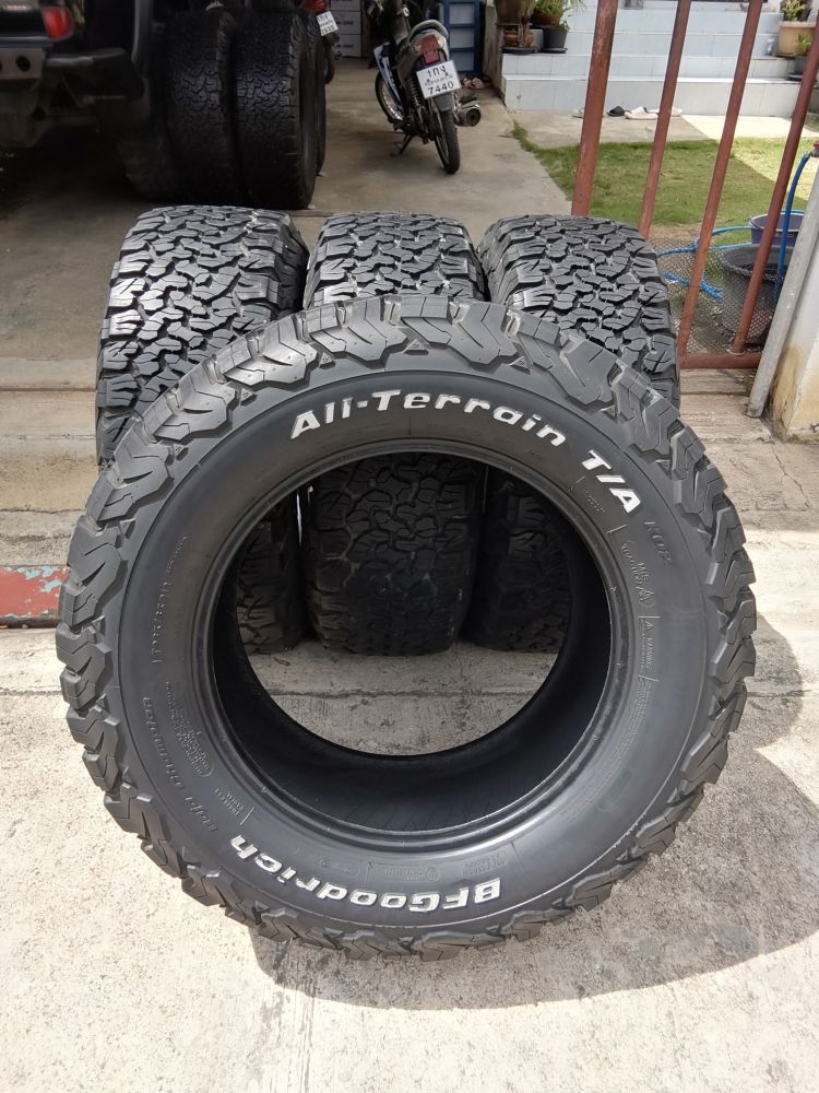 ขายยาง​ BF​ KO2​ 265x65R18​ USA​